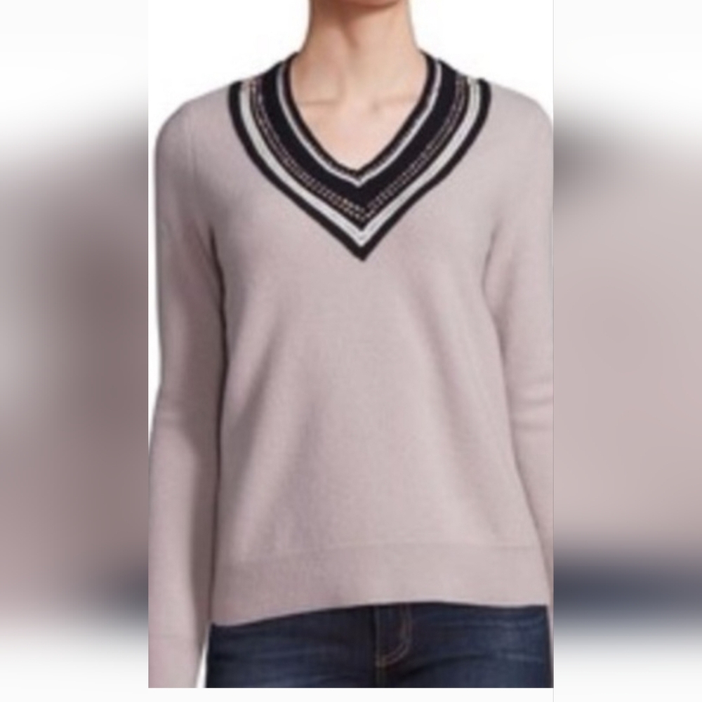 Tory Burch   V-Neck Sweater in Light Pink